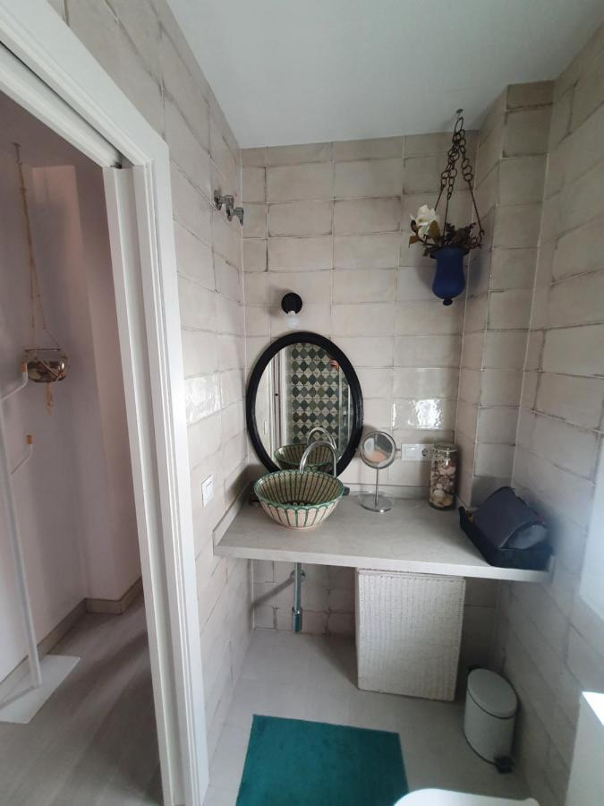 Beautiful Apartment With Terrace San Basilio Seville Exterior photo