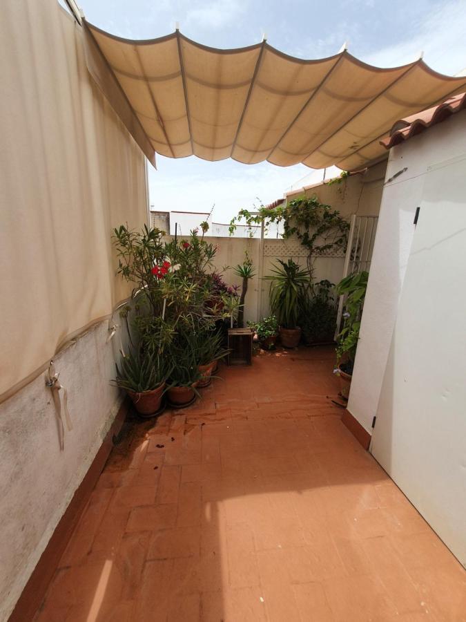 Beautiful Apartment With Terrace San Basilio Seville Exterior photo